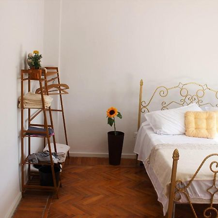 Entire Serviced Apartment With A Beautiful View Tirana Kültér fotó