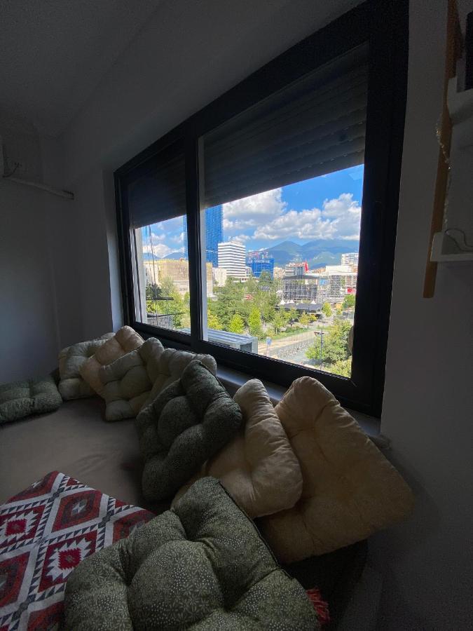 Entire Serviced Apartment With A Beautiful View Tirana Kültér fotó